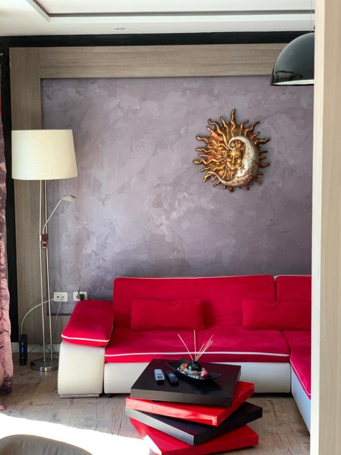 Haris Apartments Tirana Buitenkant foto